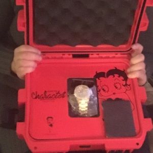 Meet your Posher, Marsha